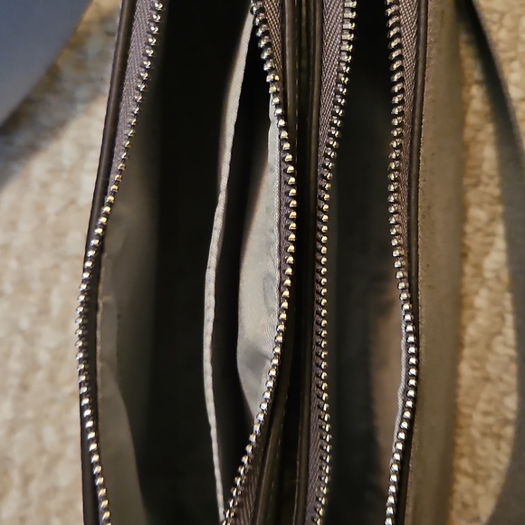 Kate Spade Crossbody Bag - Picture 15 of 16